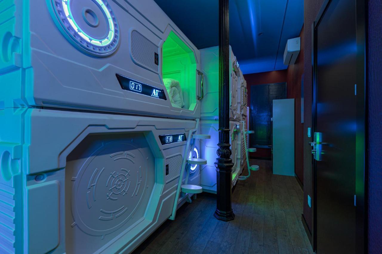 Art Seven Hostel Capsules Madrid Kültér fotó