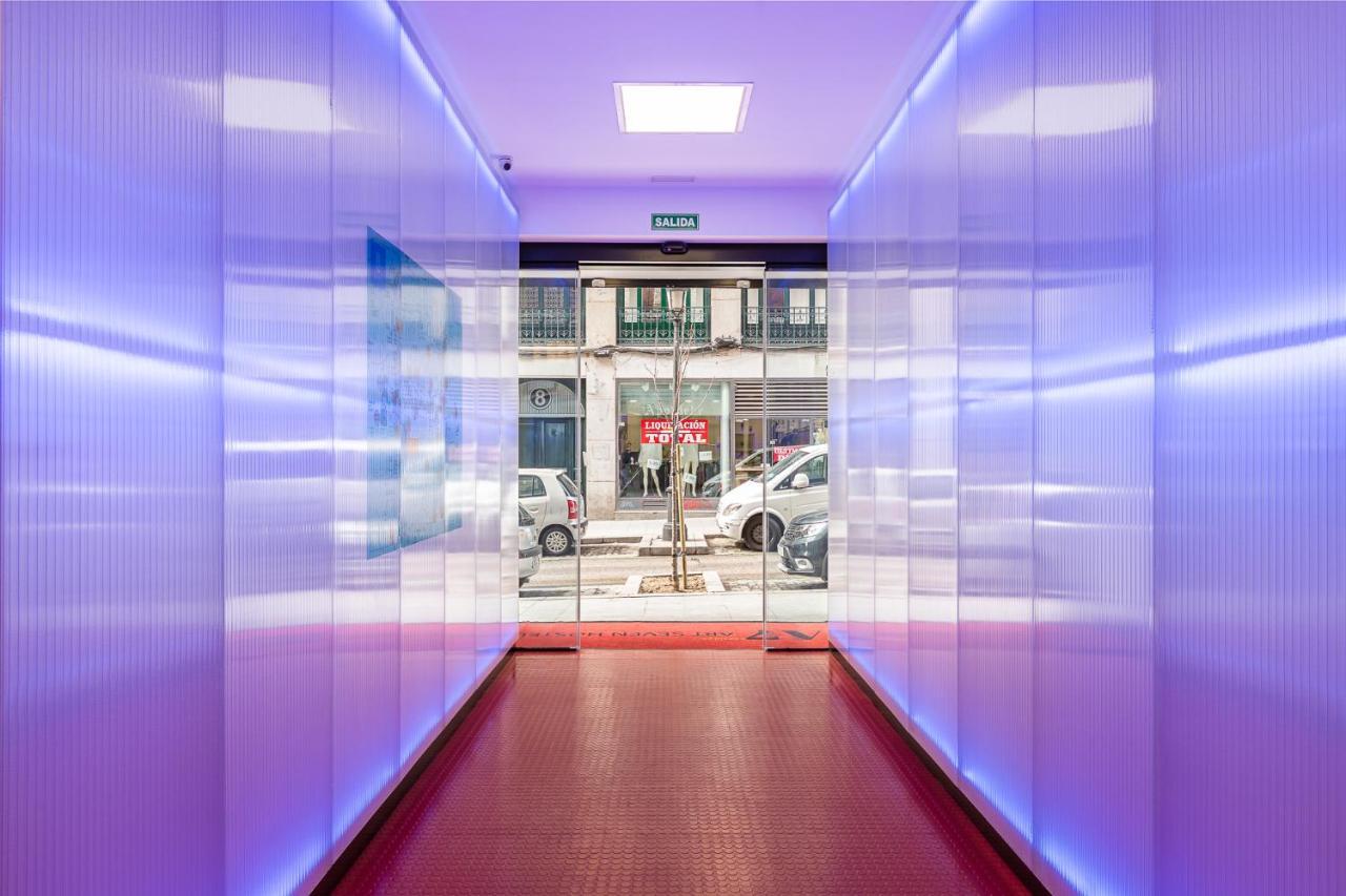 Art Seven Hostel Capsules Madrid Kültér fotó