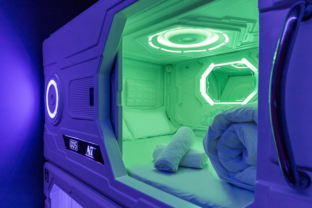 Art Seven Hostel Capsules Madrid Kültér fotó
