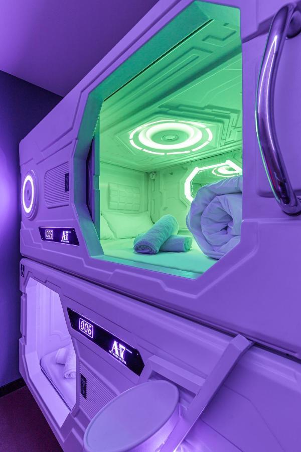 Art Seven Hostel Capsules Madrid Kültér fotó